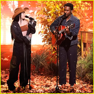 Noah Cyrus Performs 'July' With Leon Bridges on 'The Tonight Show'