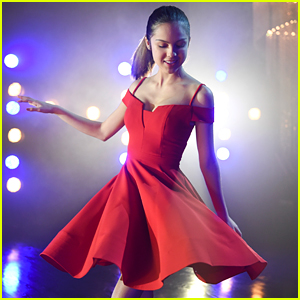 Olivia Rodrigo Sings 'Start of Something New' In First Episode of 'High School Musical' - Watch Now!