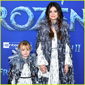Selena Gomez Is at the 'Frozen 2' Premiere with Her Little Sister Gracie!