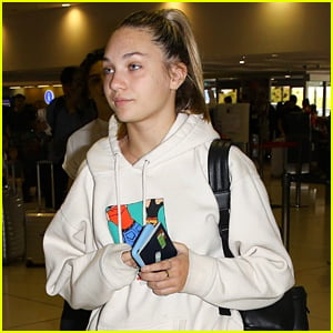 Here's Why Maddie Ziegler Isn't Posting About Her Relationship With Eddie Benjamin on Social Media