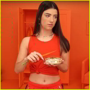 Charli D’Amelio Stars in Sabra Super Bowl 2020 Commercial – Watch