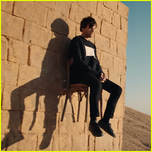 Louis Tomlinson: Breaking down walls