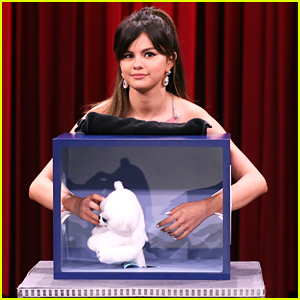 Selena Gomez Will Make You Squirm As She Tries To Guess Mystery Objects on 'The Tonight Show'