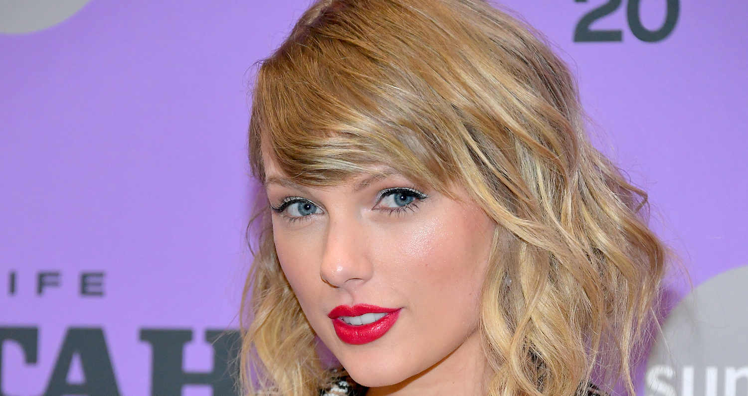 Taylor Swift is Pretty in Plaid While Bringing ‘Miss Americana’ to ...