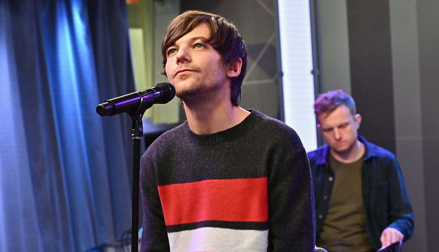 Louis Tomlinson Drops His Debut Album 'Walls' – Listen!