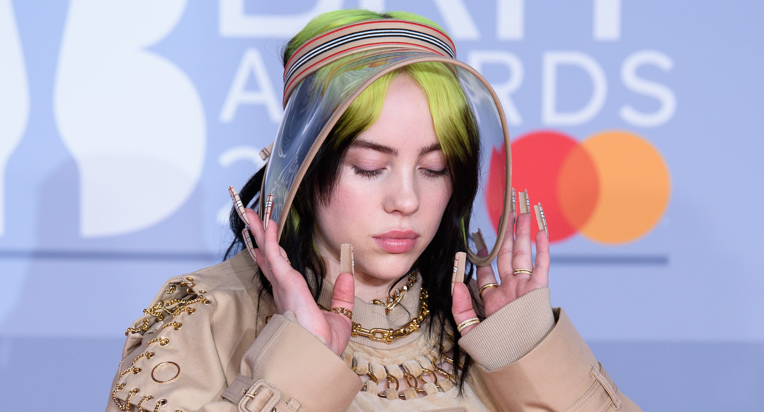 Billie Eilish Wears a Clear Visor to BRIT Awards 2020 | 2020 BRIT