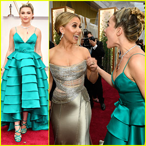 Florence Pugh Shares Cute Moment With 'Black Widow' Co-Star Scarlett Johansson at Oscars 2020
