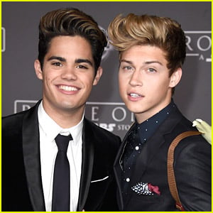 Forever In Your Mind's Emery Kelly & Ricky Garcia Reunite In Cute New Instagram Photos