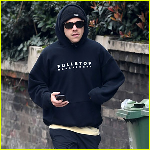 Harry Styles Goes Jogging in London, Stays Incognito in His Outfit