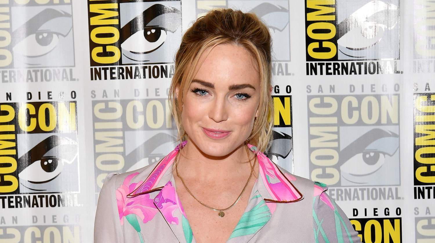 Caity Lotz Announces She’s Taking a Social Media Break for a Very Cool