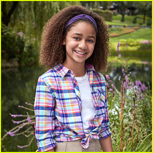 First Look Teaser at Izabela Rose in Disney Channel's 'Upside-Down Magic' - Watch Now!