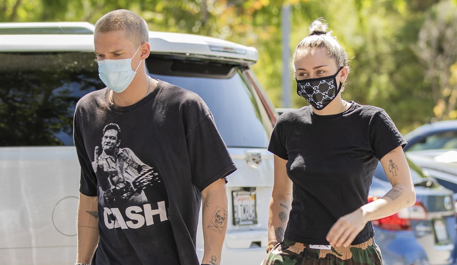Miley Cyrus Wears a Gucci Face Mask for an Outing with Cody Simpson