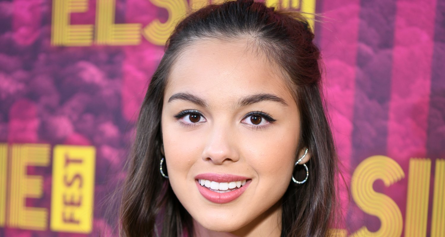 Olivia Rodrigo Writes Song About Self Sabotaging Because of Social ...