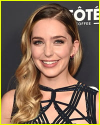 Jessica Rothe Dishes On Dream Encounter With 'Valley Girl' Co-Star Alicia Silverstone