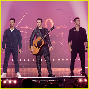 Jonas Brothers Keep Good News Coming, Announce '5 More Minutes' Release Date