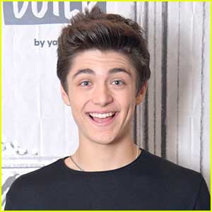 Asher Angel Cut Off All Of His Hair!