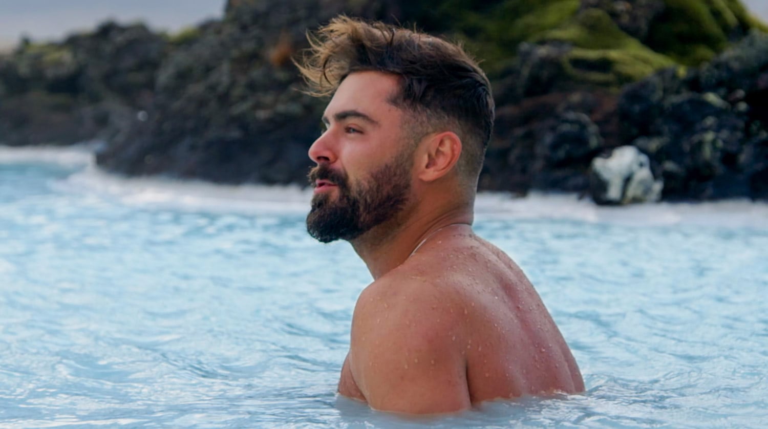 AMBULANCE AVANT PREMIERE PARIS