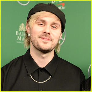 Michael Clifford Apologizes For Past Offensive Tweets
