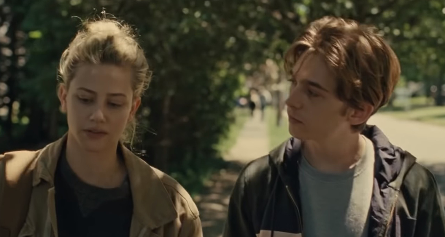 Films Et Séries Tv Avec Austin Abrams Lili Reinhart & Austin Abrams Star In ‘Chemical Hearts’ Trailer – Watch