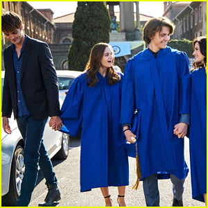 Joey King & Jacob Elordi Dish On That Surprising 'The Kissing Booth 2' Ending (Spoilers)