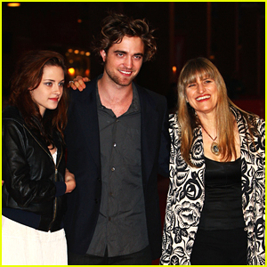 Would the 'Twilight' Director Do a 'Midnight Sun' Movie With Kristen Stewart & Robert Pattinson?