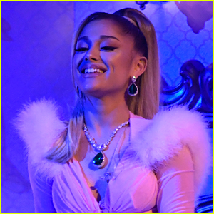 Ariana Grande Is Gearing Up To Release a 'Sweetener Tour' Movie!