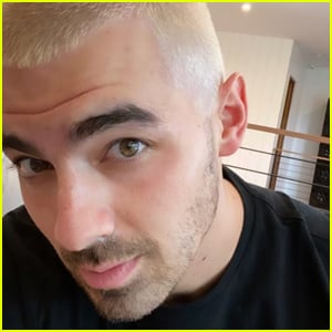 Joe Jonas Debuts New Bleached Blonde Hair!