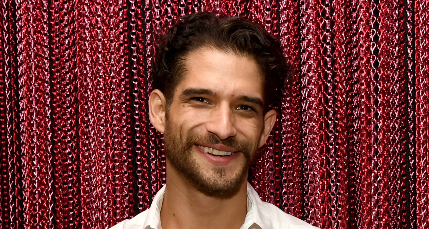 Teen Wolfs Tyler Posey Shows Off Body In New Underwear Selfie Shirtless Tyler Posey Just