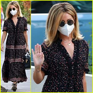 Pregnant Ashley Tisdale Steps Out for a Hair Appointment