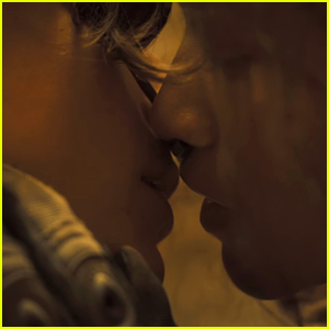 Zendaya & Timothee Chalamet Kiss In 'Dune' Trailer - Watch Now!