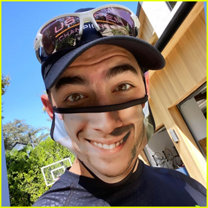 Joe Jonas is Showing Off His New Nick Jonas Face Mask!