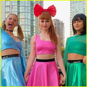 'Riverdale' Ladies Dress as 'Powerpuff Girls' for Halloween!