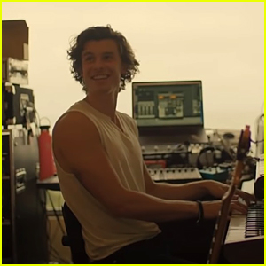 Shawn Mendes Works On The Song 'Wonder' In New 'In Wonder' Clip - Watch!