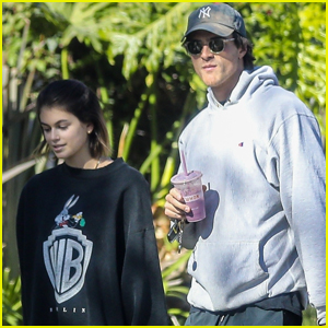 Jacob Elordi & Kaia Gerber Start Off Their Day with Morning Walk in Santa Monica