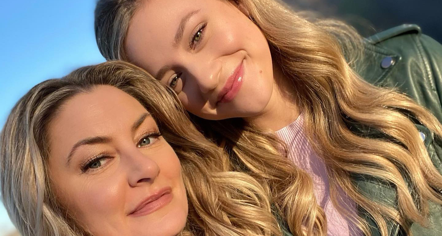 Madchen Amick Shares Love And Appreciation For ‘riverdale Tv Daughter Lili Reinhart Lili