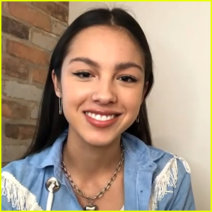 Olivia Rodrigo Dishes On When She Found Out Taylor Swift Commented On 'drivers license'
