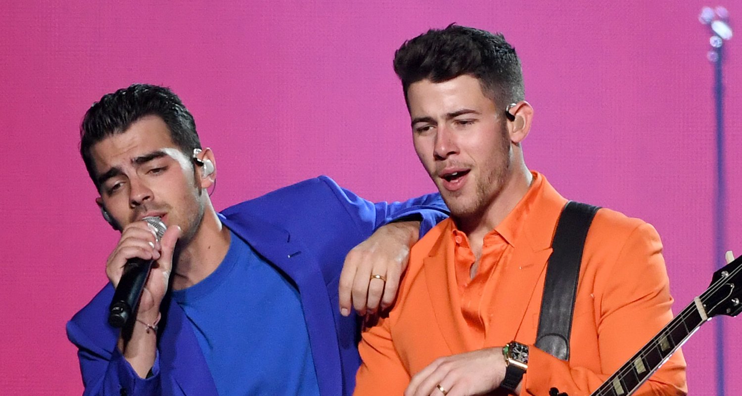 Joe Jonas Jokes He’s Upset About Learning of Nick’s New Solo Single ...