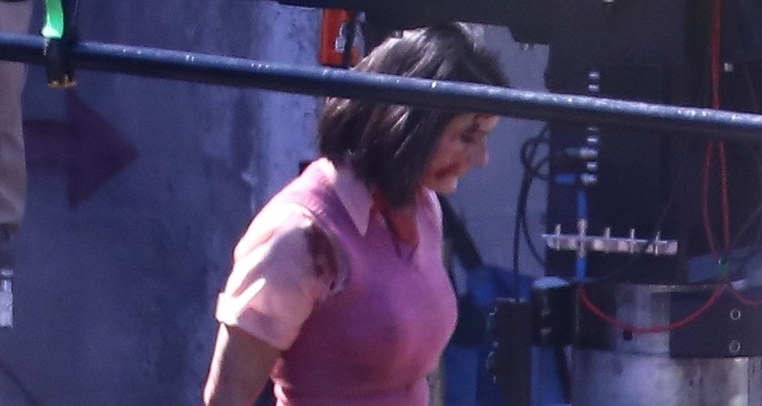Joey King Sports Bloody Head & Bruises While Filming ‘Bullet Train