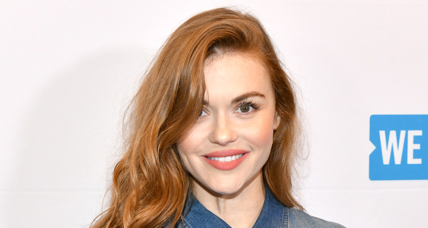 Holland Roden Stars In New Escape Room Tournament Of Champions Trailer Holland Roden Movies Newsies Trailer Just Jared Jr