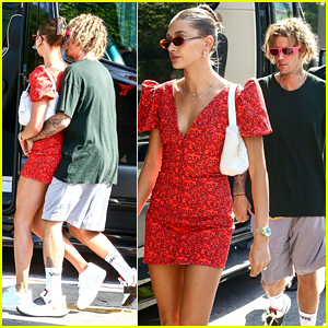 Justin Bieber Cozies Up To Wife Hailey During Shopping Trip In Miami Hailey Bieber Justin Bieber Just Jared Jr