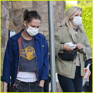 Kristen Stewart Goes on a Grocery Run with Girlfriend Dylan Meyer