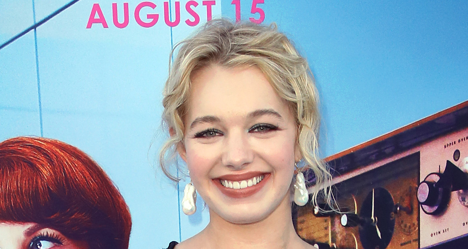 Sadie Calvano Thanks Cast & Crew Ahead of ‘Mom’ Series Finale Sadie