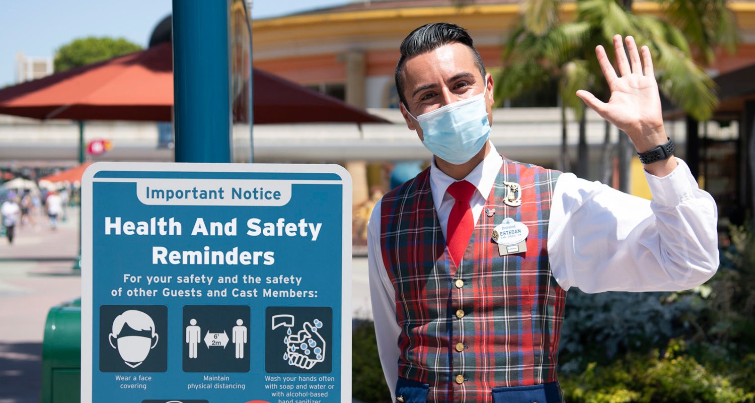 Disneyland & Walt Disney World To Require Masks Indoors Again As COVID