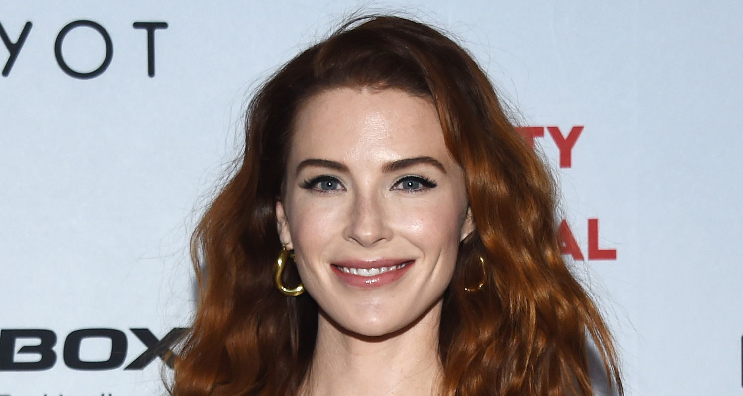 Bridget Regan Joins ‘batwoman Season 3 As Poison Ivy Batwoman Bridget Regan Casting The 5064