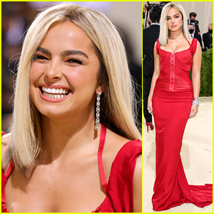 TikTok Star Addison Rae Makes Met Gala 2021 Debut with New Blonde Hair