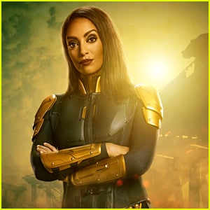 Azie Tesfai Becomes Guardian On 'Supergirl' Tonight, Makes Arrowverse History!