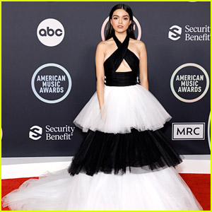 West Side Story's Rachel Zegler Wows in Black & White Gown at AMAs 2021