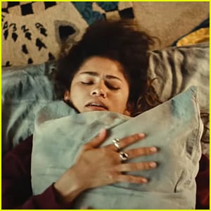 Zendaya Dances With Her Pillow In New 'Euphoria' Season 2 Teaser - Watch Now!