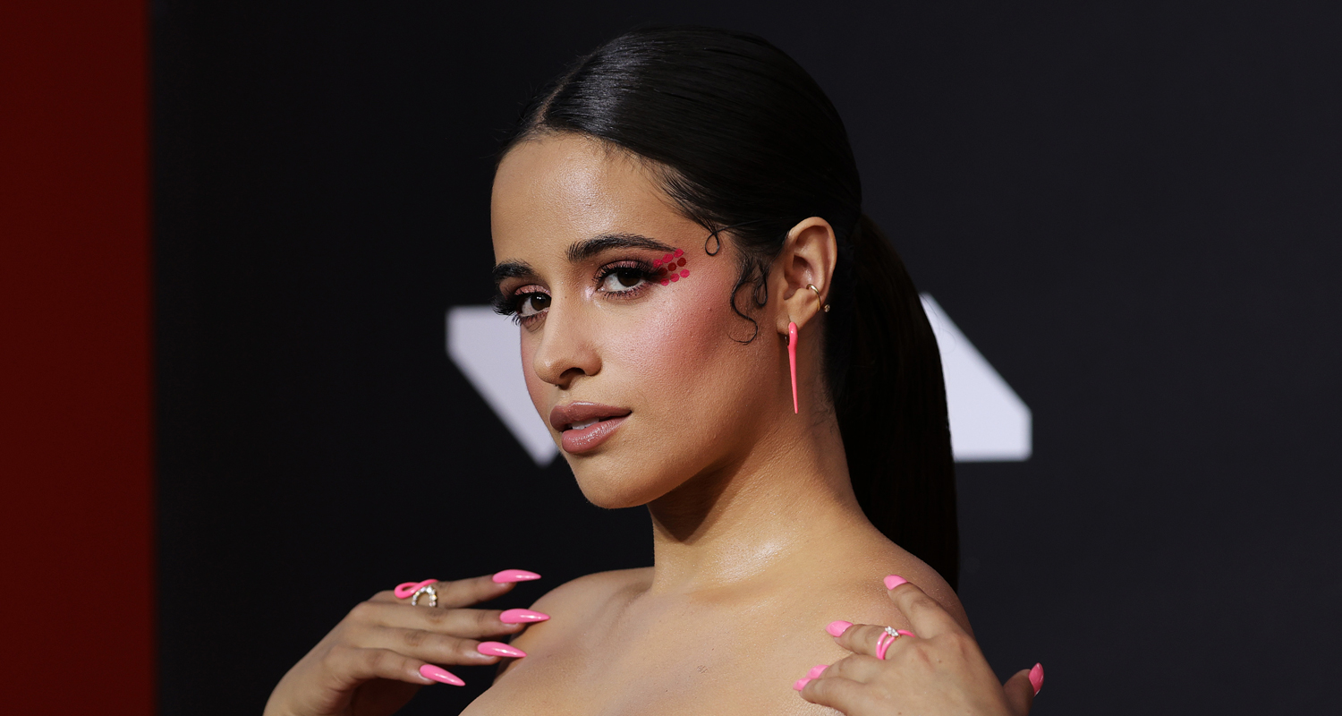 Camila Cabello Performs ‘I’ll Be Home For Christmas’ On White House