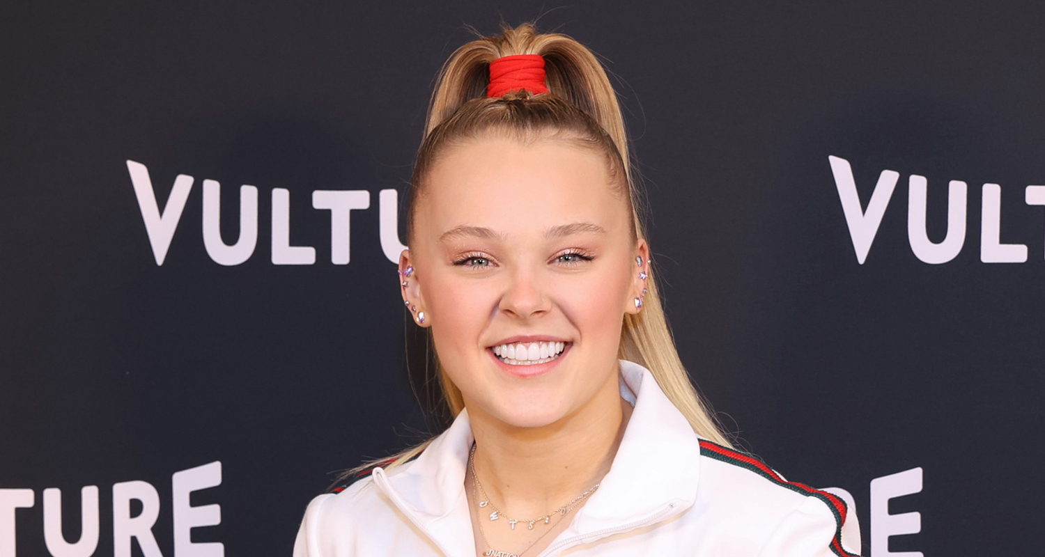 JoJo Siwa Adds ‘The J Team’ Song to Tour Set After Nickelodeon ...